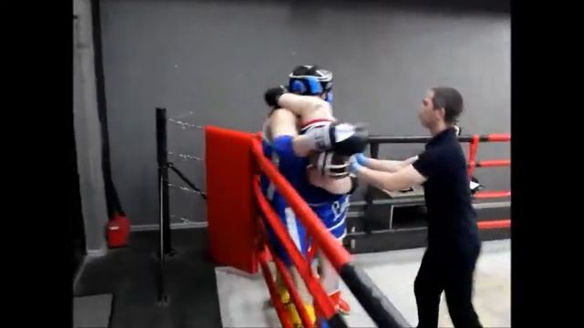 Давид против Голиафа, бой с разницей в весе в 20 килограмм