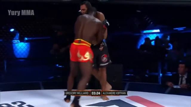 Мощный Негр Не Оставляет Шансов Сопернику