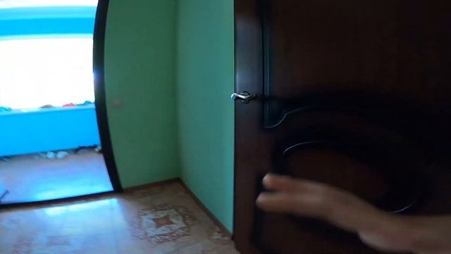 Фея Алексия показывает свой квадроцикл и замок, где она живет