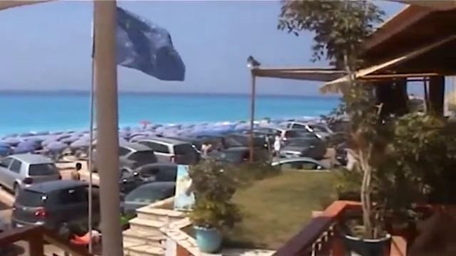 Дикий пляж,  Греция - есть все для отдыха на пляже!