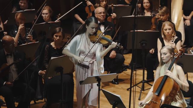 Philip Glass Double Concerto For Violin And Cello (Balanas Sisters)