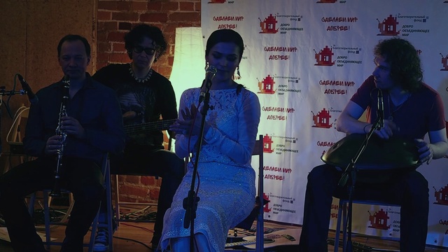 Мантра Сарасвати. Сати Казанова.