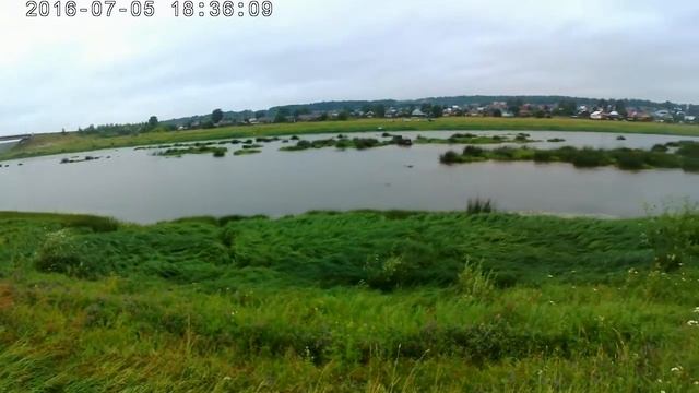 О том, как  парни из города Советск Пижму вброд переезжали.