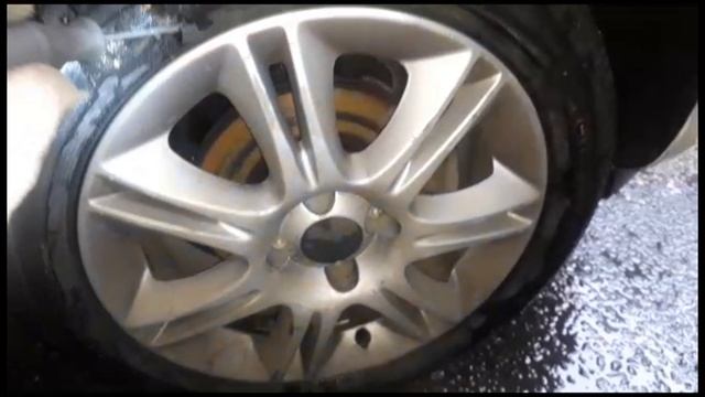 В дороге лопнула шина