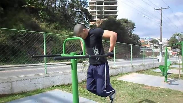 Triceps Na Paralela