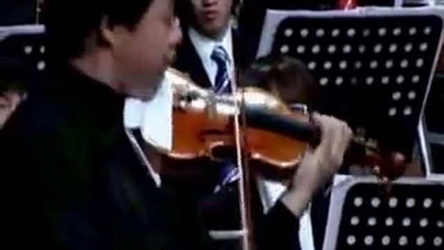 Ning Feng Plays Paganini Duo For One Violin