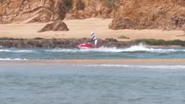 JETSKI Team 44 56 85