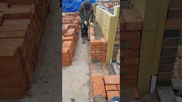 Черновая кладка 380мм.