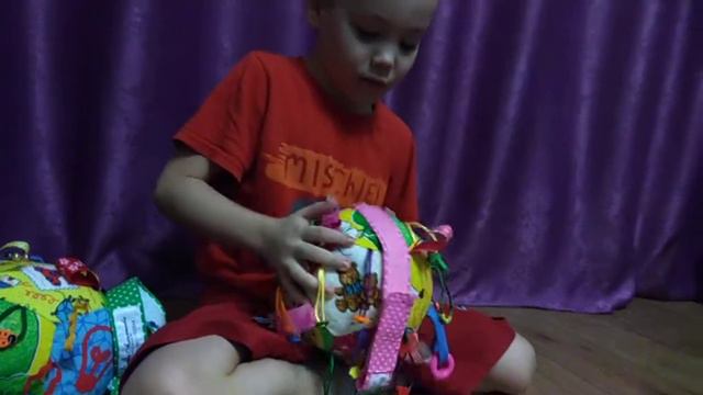 Игрушка для ребёнка развивающий мячик