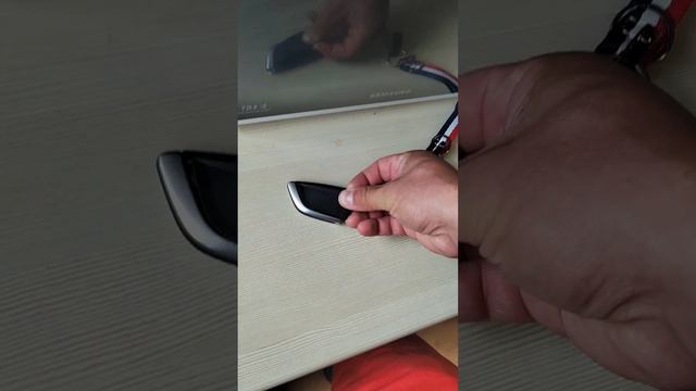 Замена батарейки в ключе BMW G-серии.