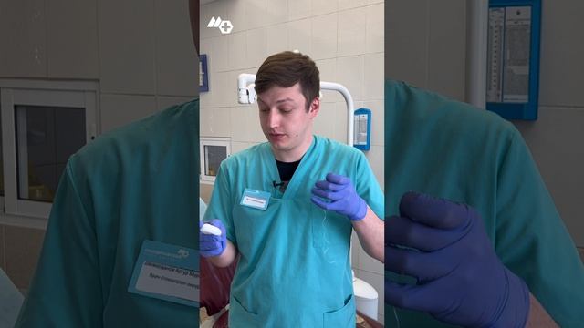 Что лучше — зубочистка или зубная нить?