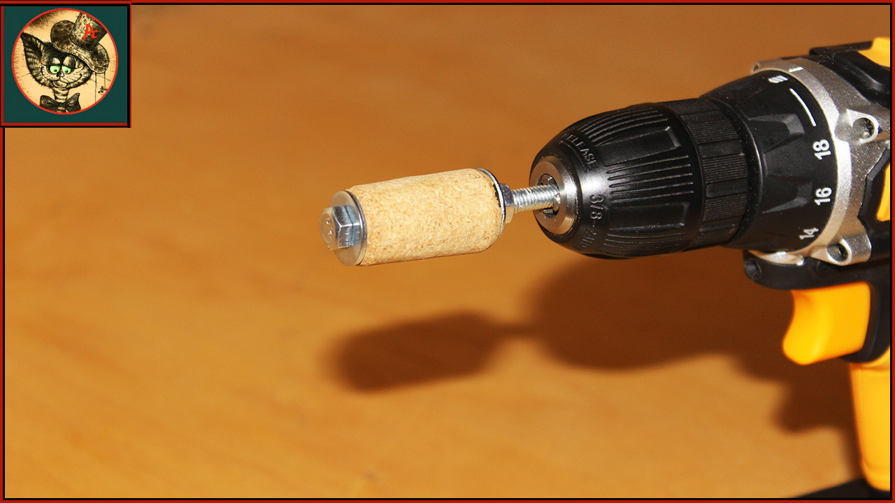 Отличная Насадка на ШУРУПОВЕРТ из Винных Пробок. Простая самоделка для МАСТЕРСКОЙ .mp4