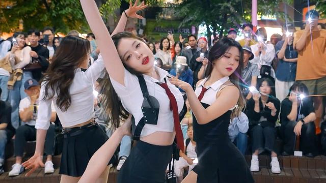 [4X4] KISS OF LIFE   - Midas Touch DANCE COVER [240518 RED CREW BUSKING] KPOP IN PUBLIC