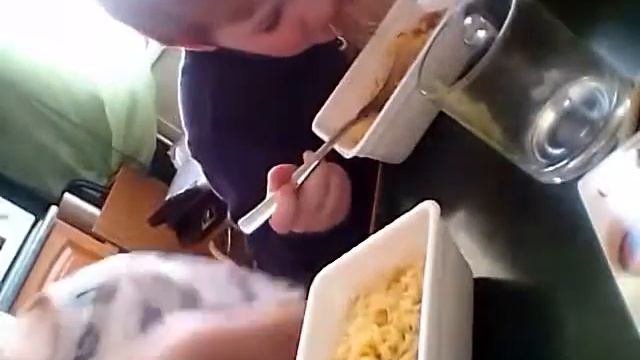 Чё такое Доширак! Ответ еда!