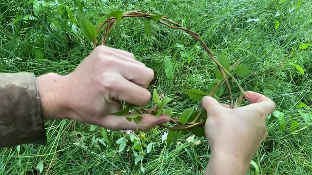 Mrs Noah's Midsummer Crown Workshop