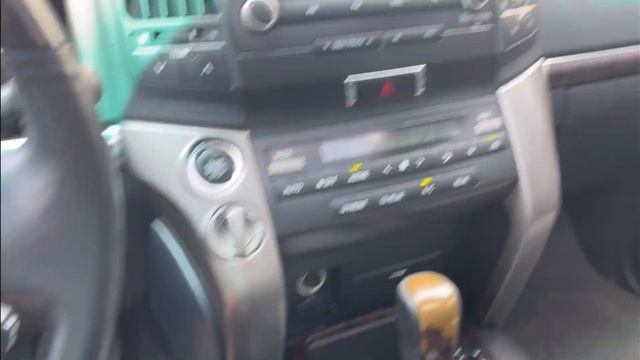 Official Toyota Land Cruiser 200  4.7 бензин 2008 року