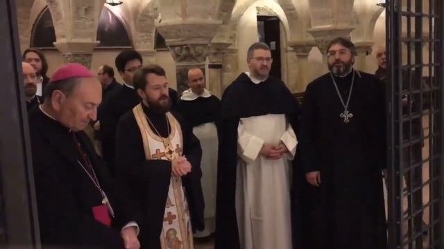 Совместная молитва митр. Илариона Алфеева с католиками