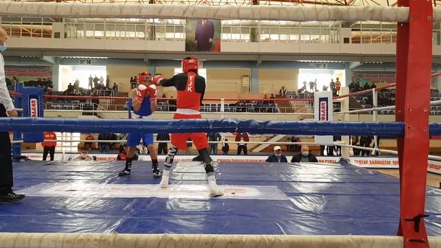 Rahmonov Jafar ?? Boxing Чемпионат Область Четверт финал ХУДЖАНД  6-11-2020(2)