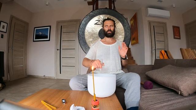 Гонг медитация  третий глаз ? энергия цигун мозг кундалини шишковидная железа счастье семья муж