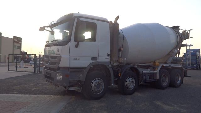 Mercedes Benz Concrete Mixer Actros 3241   Vid 03