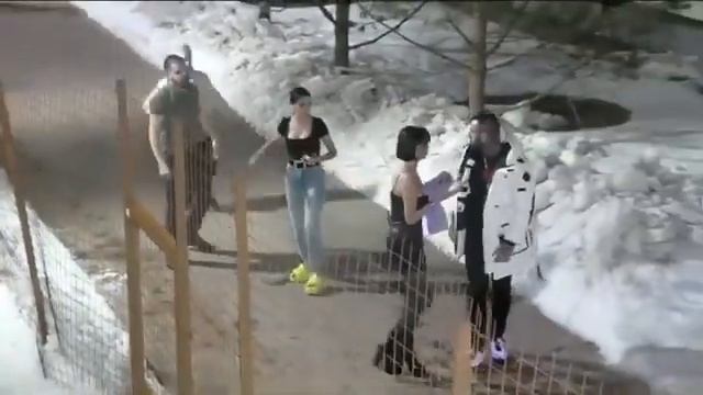 Грант устроил жестокую драку из-за Белой