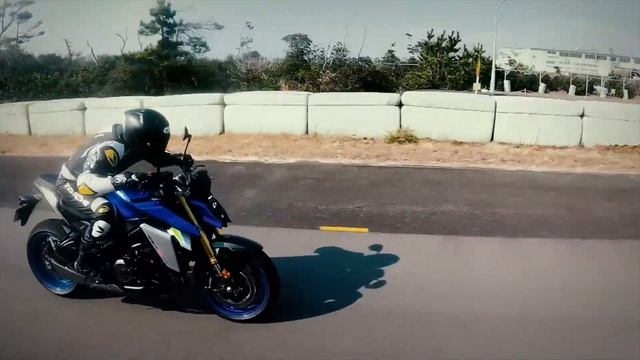 NEW 2022 Suzuki GSX-S1000 Styling & Specs Revealed!