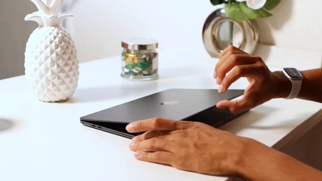 ? MACBOOK Air M2 à 1299 € : Enfin Le Macbook Air Parfait ?