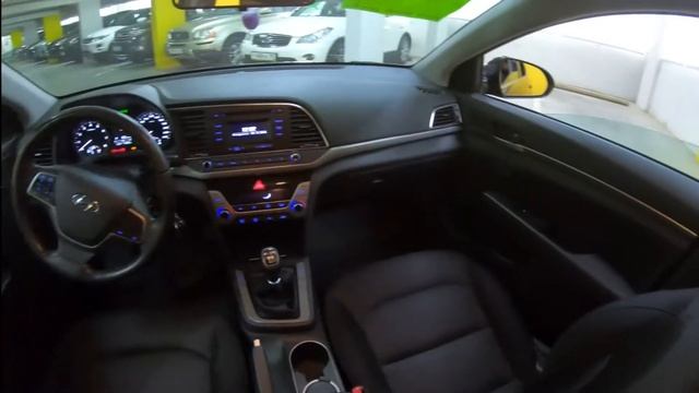 Чугуевского 9. HYUNDAI ELANTRA 2017 года выпуска.