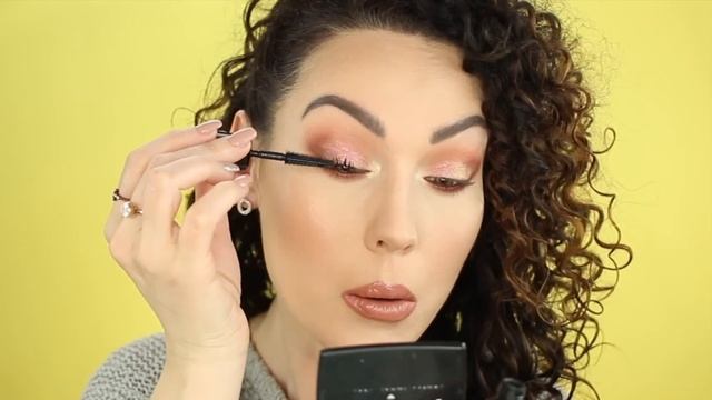 BEST NEW MASCARA ?!? | TESTING OUT BADGAL BANG BY BENEFIT