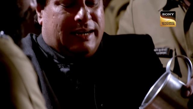 Women Task Force | Purvi's Brave Attempt To Save ACP Pradyuman | CID | 8 April 2023