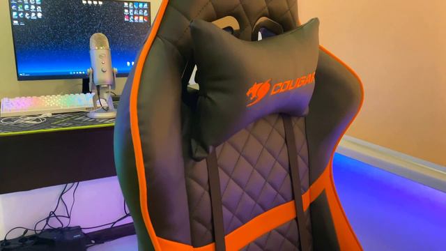 Обзор на игровое кресло Cougar Armor One | Пол года в использовании