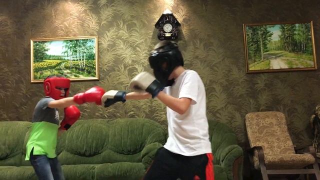 Жёнек vs Серёга. Бой двух братьев.Бокс CHALLEHGE