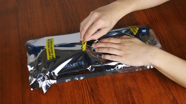 Unboxed - Gigabyte Radeon RX 7900 XT GAMING OC 20G