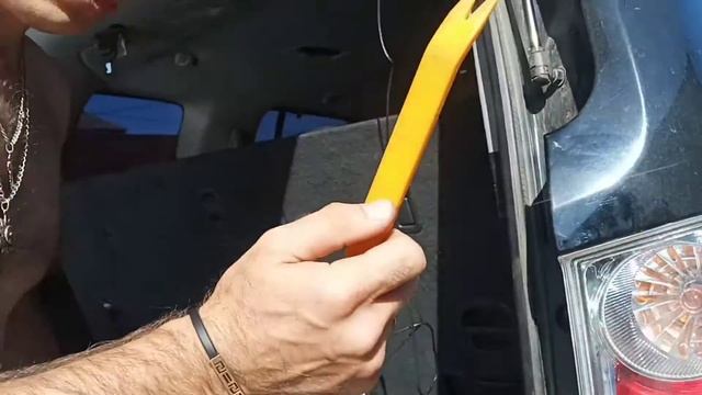 Уборка и блеск домашней гармонии