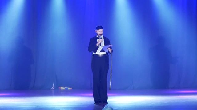 Чарли чаплин миниатюра
