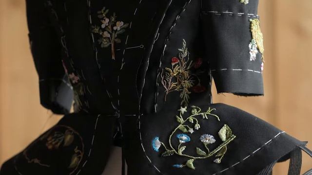 Процесс работы над платьем Мэри Делани.