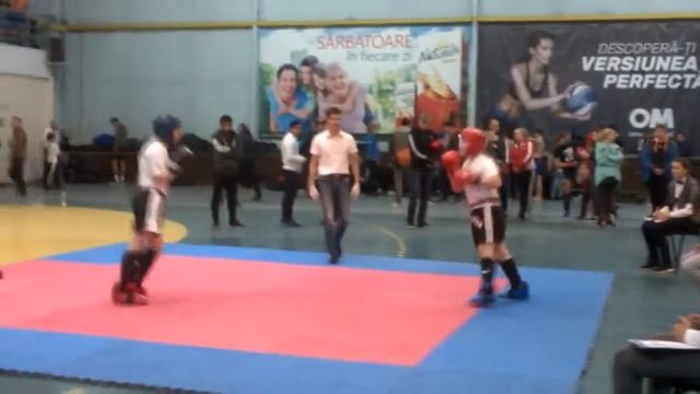 Красивый удар в голову [Кикбоксинг]