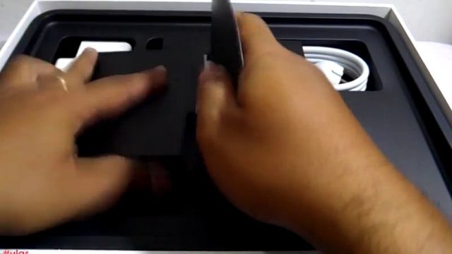 Unboxing Macbook Air Awal 2014 MD760ID/B