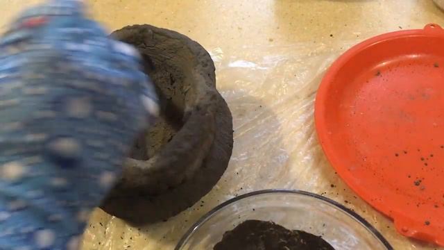 ИЗ ШАПКИ И ЦЕМЕНТА / FROM HAT AND CEMENT - DIY