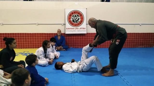 Treino Infantil, Turma Crianças , Projeto Social Gaviâo Jiu-jitsu (técnicas E Lutas)