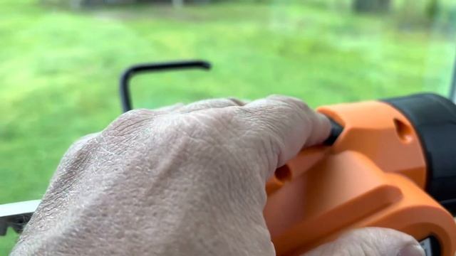 RIDGID Caulk Gun Unboxing/Review (Link For Caulk Gun In Description⬇️)