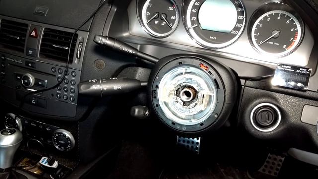 Mercedes Benz W204 Pre-facelift Steering Wheel Swap/upgrade To Facelift Wheel+show N Tell