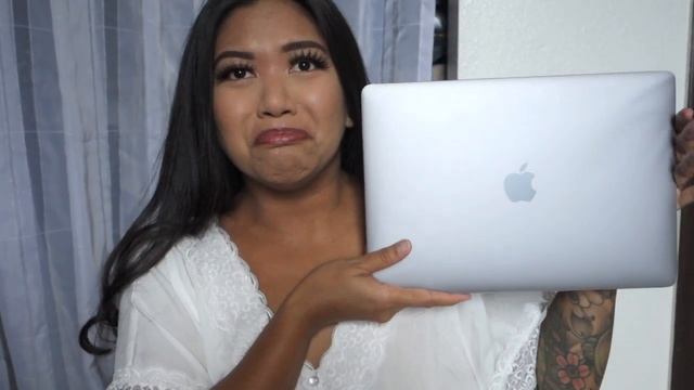 Unboxing | Macbook Pro 13in 8GB 256 SSD