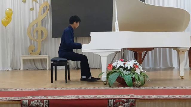 Александр Тумусов (г. Якутск) - И. С. Бах. Прелюдия и фуга G-moll, ХТК 2 т.