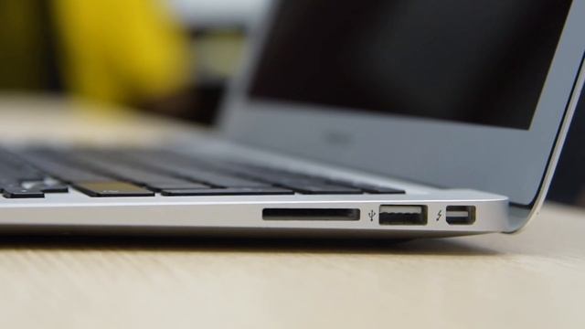 So Sánh Macbook Air 2016 Và Macbook Pro 13