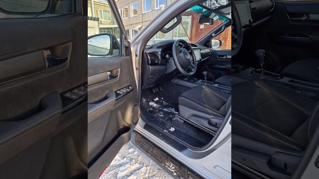 В продаже Toyota Hilux