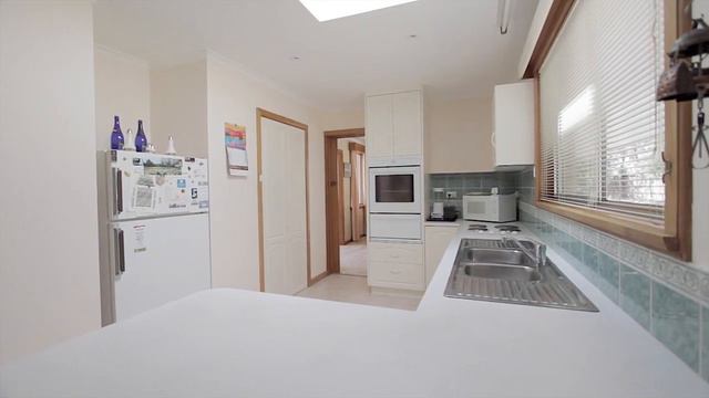 Petrusma Property Profile - 11 Acushla Court, Sandy Bay