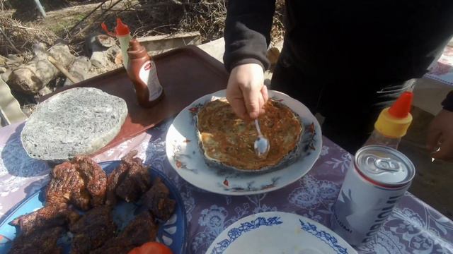 Qora O‘zgacha Burger Uy Sharoitida. Чёрный бургер домашний.