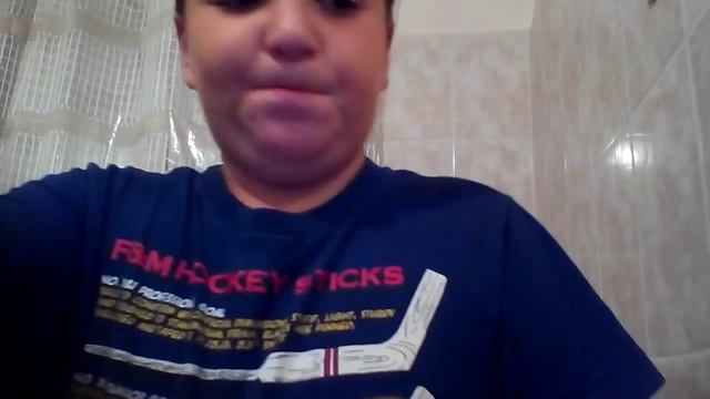 Едим желе и мятную жеваку )