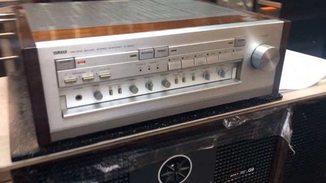 Yamaha A-2000 ВИНТАЖНЫЙ УСИЛИТЕЛЬ